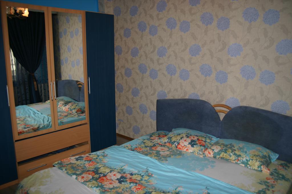 Salonul Rosu Lejlighed Bacău Eksteriør billede
